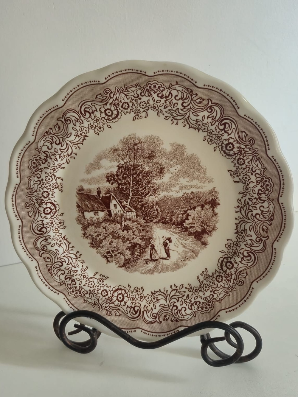 Vintage Cottagecore Red Transferware Plates Set Aesthetic Tableware